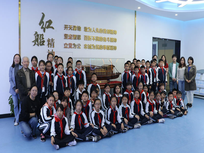 无锡市隆亭实验小学来校参观船文化中心