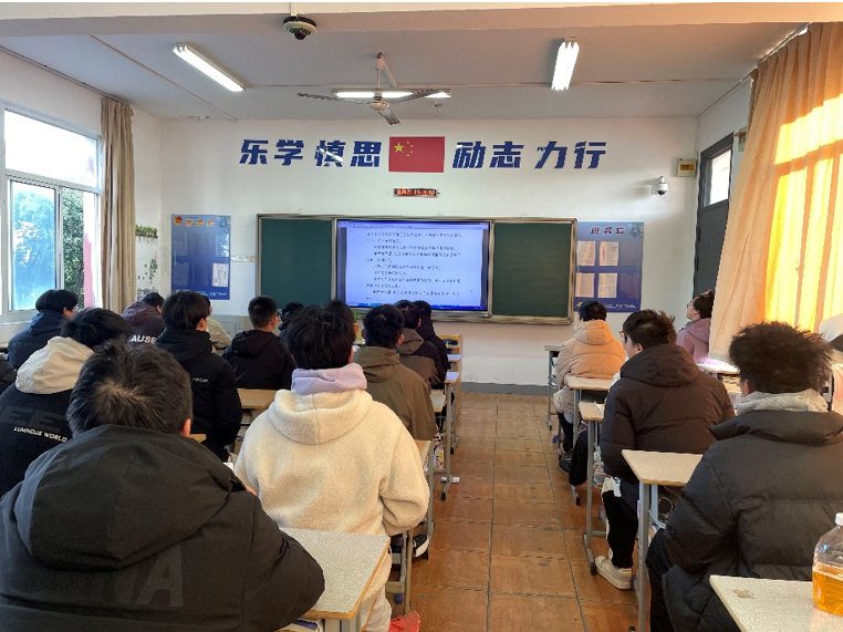 弘扬宪法精神 培育法治信仰 ---机械工程学院开展宪法晨读活动