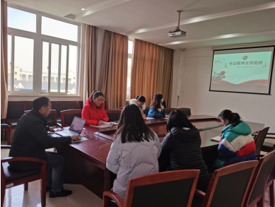 深入学习贯彻党的十九届五中全会精神 —学院党总支副书记讲党课?