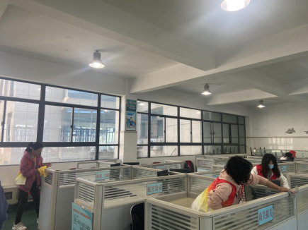 践行劳动教育 弘扬雷锋精神